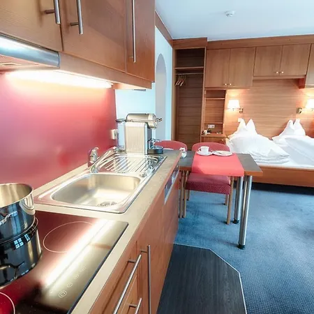 Desiree Inkl Der Super Sommer Card Im Sommer 2025 Lägenhet Serfaus